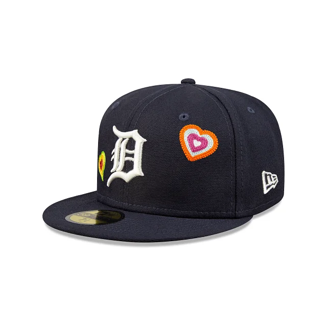 Detroit Tigers MLB Chain Stitch Heart 59FIFTY Cerrada