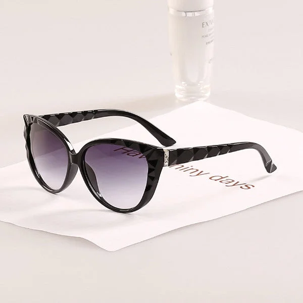 lightweight sport sunglasses-Cat Eye Women Diamond Leg Super fashion sunglasses women new style wave frame sun glasses